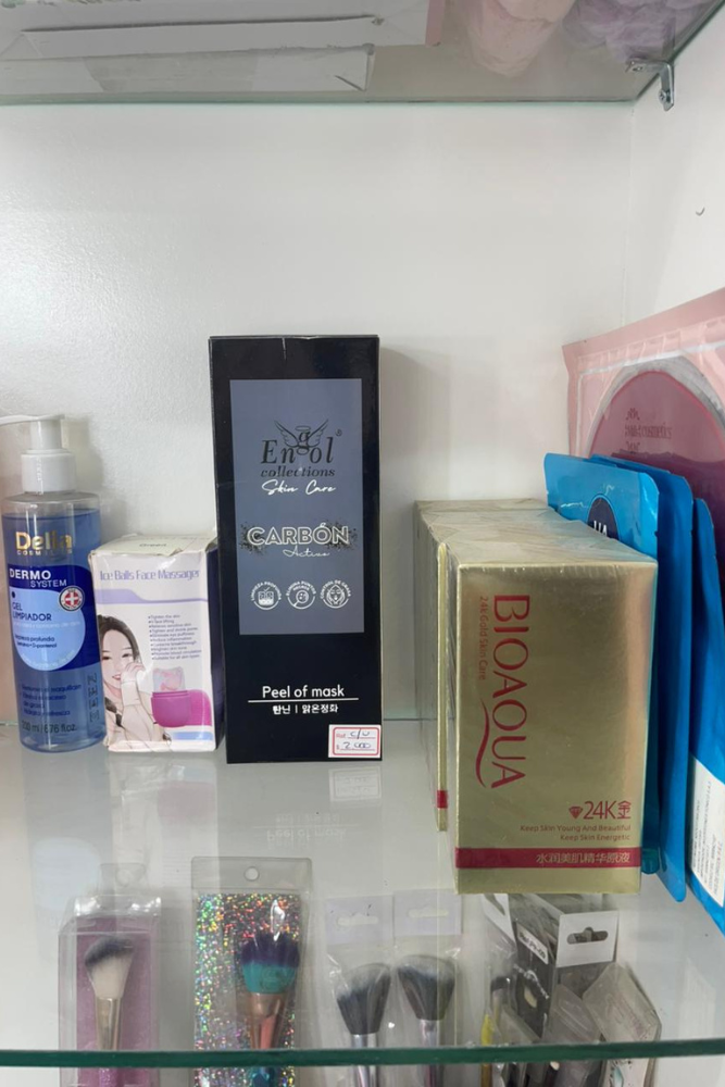 Galería SELF LOVE MAKEUP